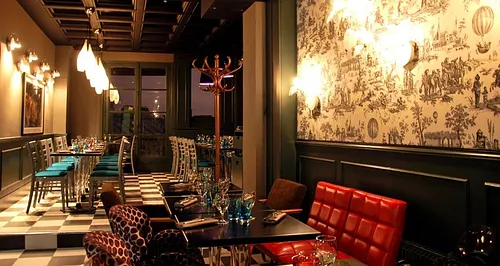 Au Clocher de Montmartre Restaurant paris
