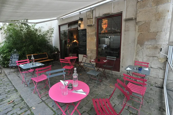 La petite maison dans la cour