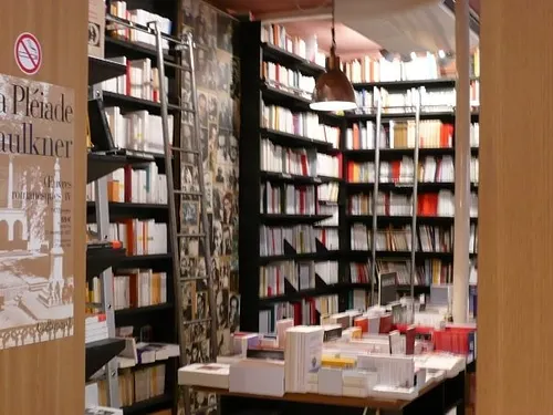 Les Cahiers de Colette Shop Paris
