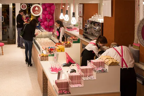 Fine Lalla ? Restaurant Shop Paris