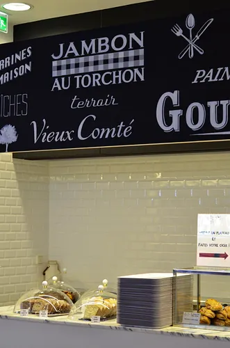 Aux 2 Vaches Restaurant Paris