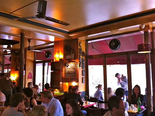 Chez Prune Restaurant Bar Paris