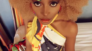 Soundwich party : Ebony Bones (uk) + her