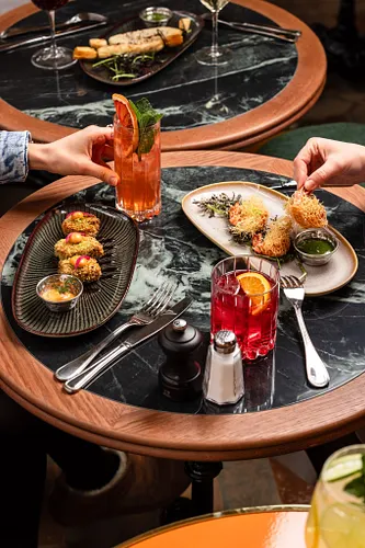 Amanie Bar Restaurant Paris