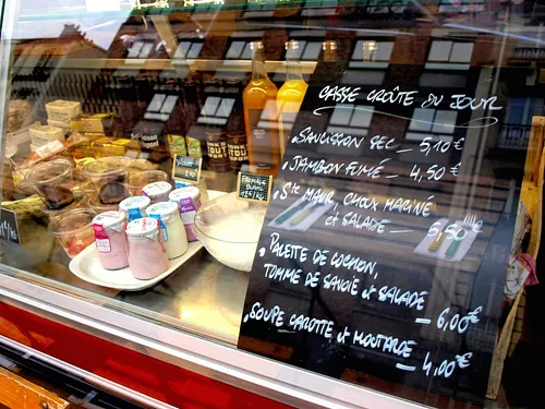 Chez Hipolène Restaurant Shop Paris