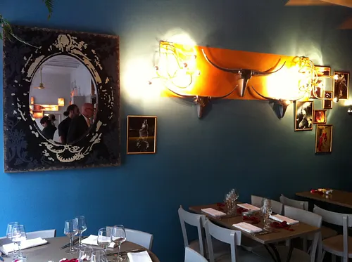 El 4 Tro Restaurant Paris