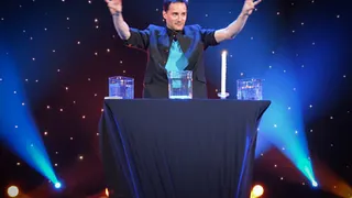 Éclats d’invisible. La magie de Guilhem Julia