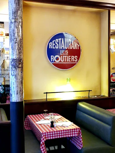 Aux Bons Crus Restaurant Paris