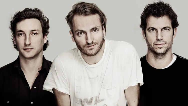Fiction Plane en concert