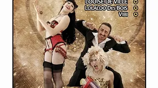 Porte-jarretelles & piano à bretelles