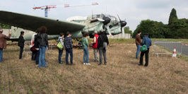 Visite des ateliers de restauration des avions du musée de l'Air et de l'Espace