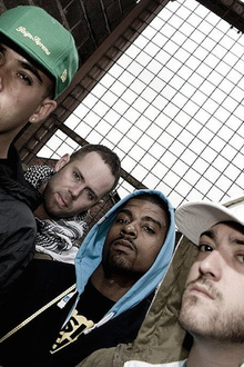 Virus Syndicate en concert