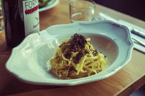 Osteria Brutto Restaurant Paris