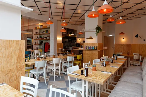 Clint Restaurant Shop Paris