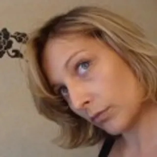 Manola V