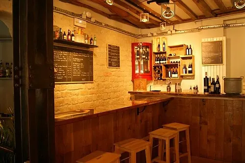 Le More Club Bar Shop Paris