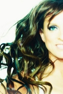 Lynda Lemay