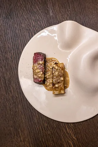 NHOMe Restaurant Paris