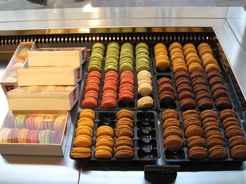 La Pâtisserie by Cyril Lignac Shop Paris