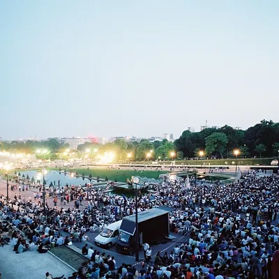 Du Wanderlust à La Villette : le cinéma en plein air revient à Paris