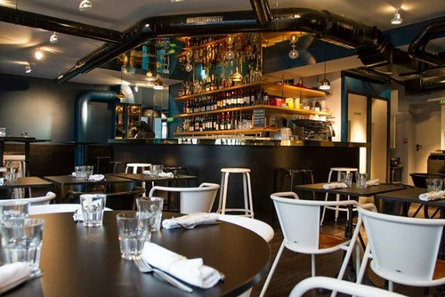La Ficelle Restaurant Bar Paris