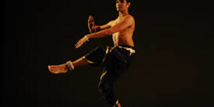 Danse Odissi par Sooraj Subramaniam