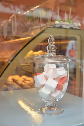 Sandy’s Cupcakes Restaurant Shop Paris