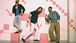 WhoMadeWho