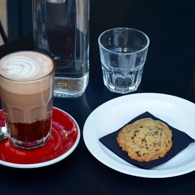 The Beans on Fire, un coffee shop devant le square Gardette