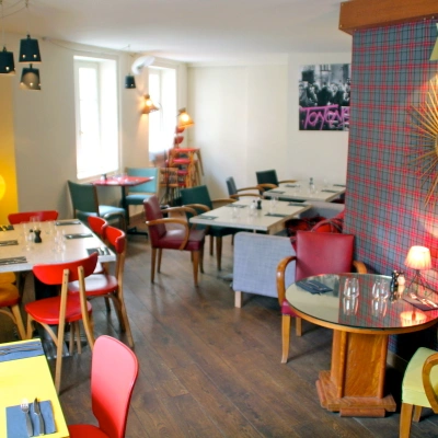 Ambiance 50's et bons plats chez Blaise et Basile