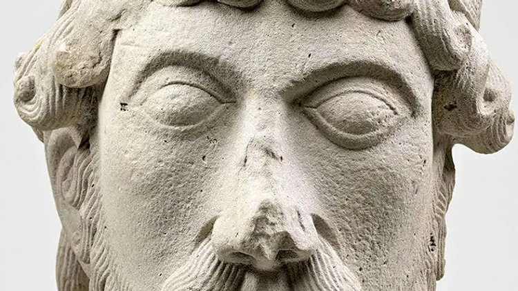 Naissance de la sculpture gothique