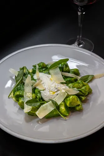 Aux Perchés Restaurant Paris