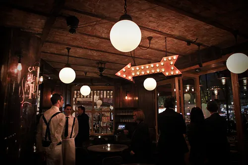 Le Petit Poucet Restaurant Bar Paris