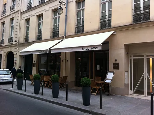Bread and Roses Restaurant Paris