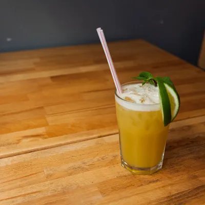 Le Barbiche : nouveau spot cocktails et bonnes planches à Pigalle