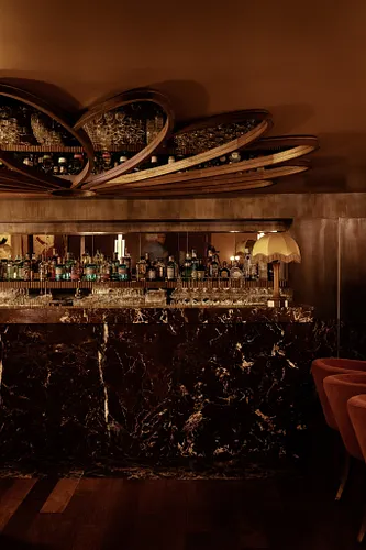 Le Palacio Salle Bar Restaurant Paris