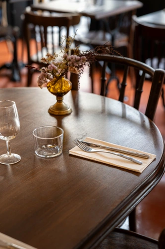 Clutch Restaurant Paris
