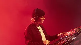 Dj set gratuit 100% féminin i Le Hasard Ludique