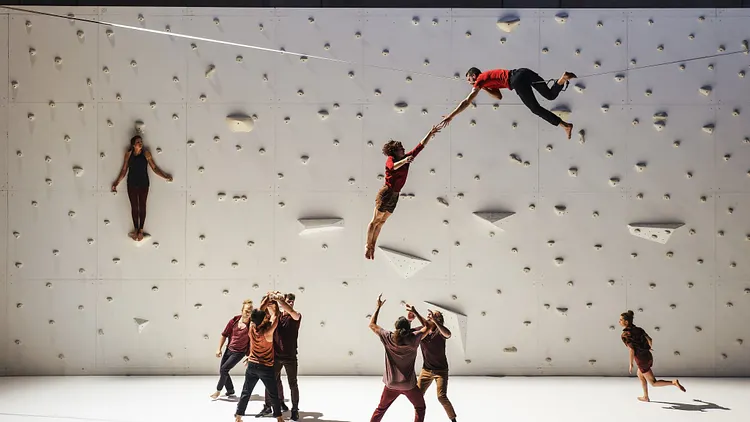 "Corps extrêmes" de Rachid Ouramdane / Compagnie de Chaillot