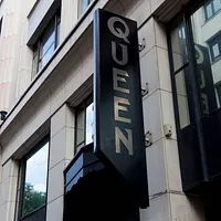 Le Queen