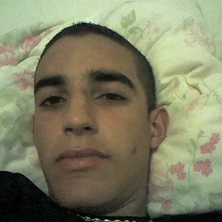 Lonni M
