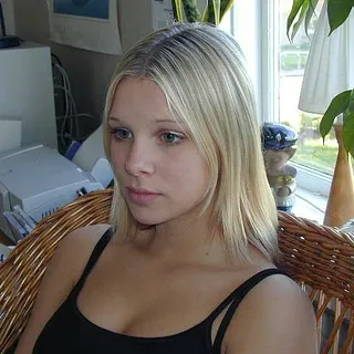 Stéphanie V