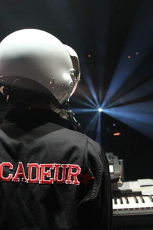 Cascadeur + Chat