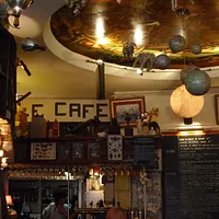 Le Café