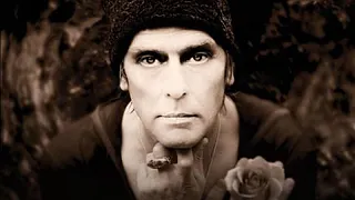 Peter Murphy (Bauhaus) + Paris