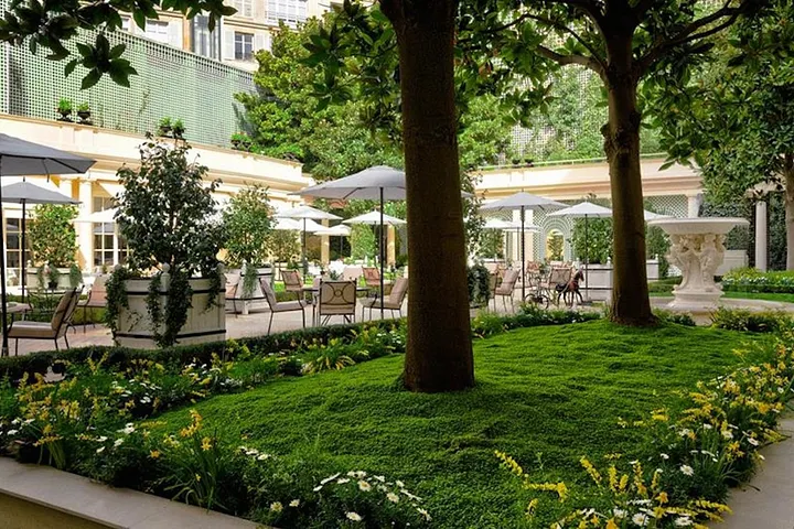 L'Hôtel Le Bristol