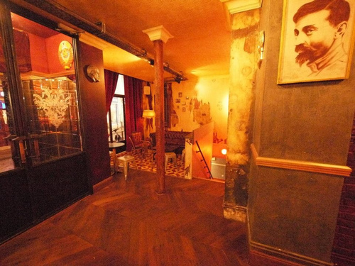 Le Kremlin Bar Paris