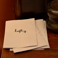 Le Lefty