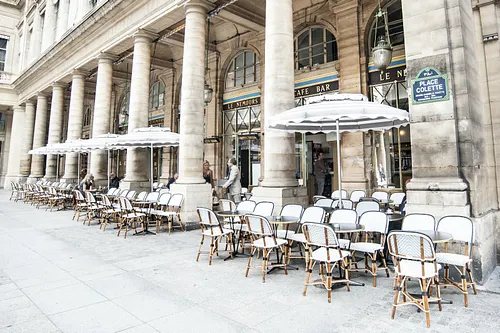Le Nemours Bar Restaurant Paris
