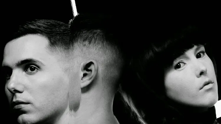 Purity Ring en concert